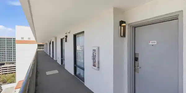 Image 4 Image 4