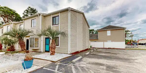1609 Madison Dr.