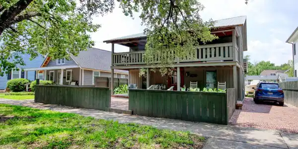325 Orange St.