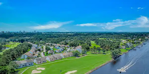 4018 Fairway Lakes Dr.