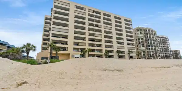 6100 N Ocean Blvd.