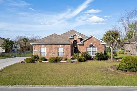 114 Carriage Lake Dr.