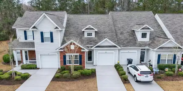803 Botany Loop