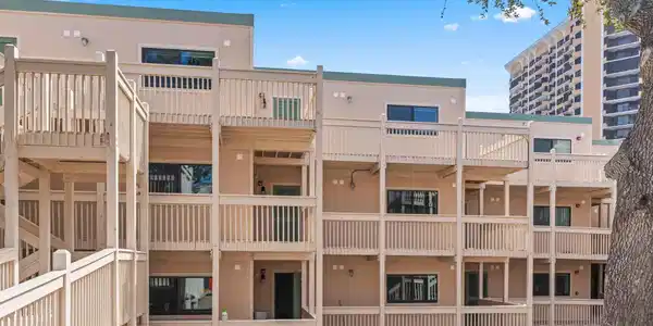 9661 Shore Dr.