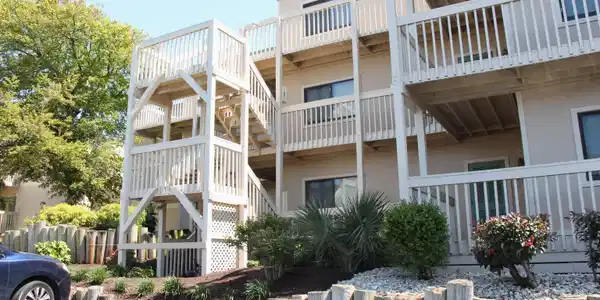 9661 Shore Dr.
