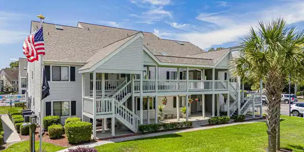 1880 Auburn Ln.