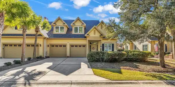 285 Huntington Lake Circle