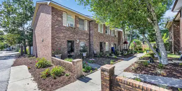 707 26th Ave. S