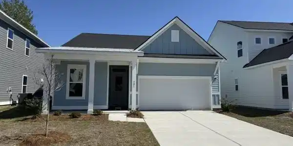 935 Triton Ave.