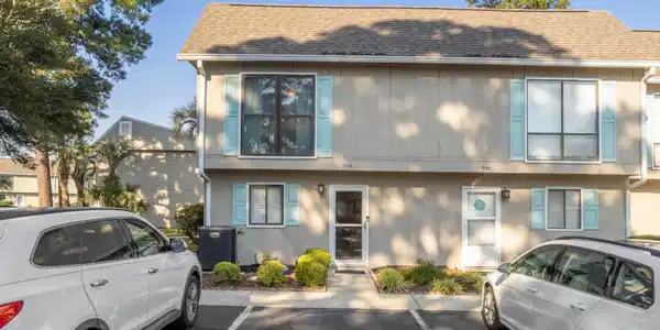 946 Villa Dr.