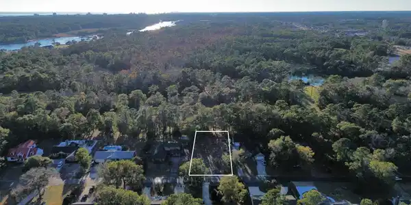 Image 3: Aerial view of property and surrounding area featu Image 3: Aerial view of property and surrounding area featu