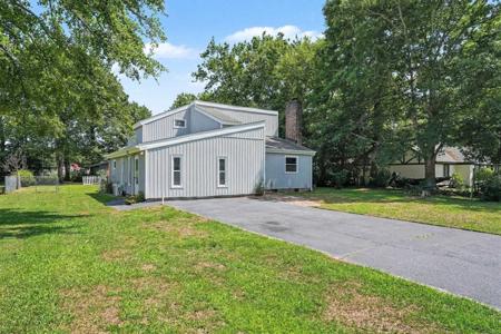 213 Caropine Dr.