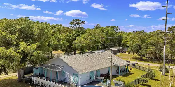 4520 Foxworth Rd.