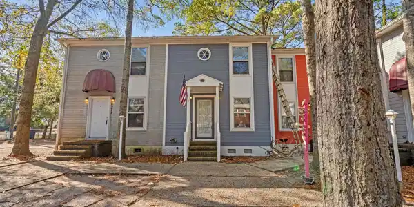 6307 Wildwood Trail