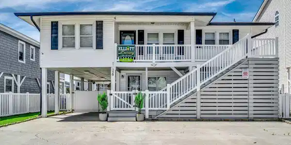 329 46th Ave. N