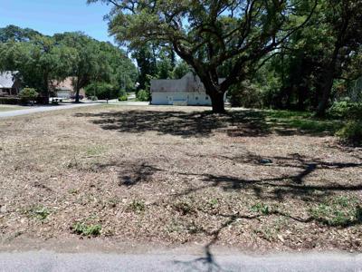 Lot 1 & Lot 2 Bessent Ave.