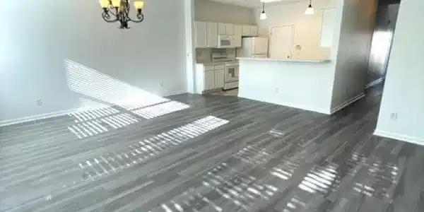 Image 3: Unfurnished living room with a chandelier, ceiling Image 3: Unfurnished living room with a chandelier, ceiling