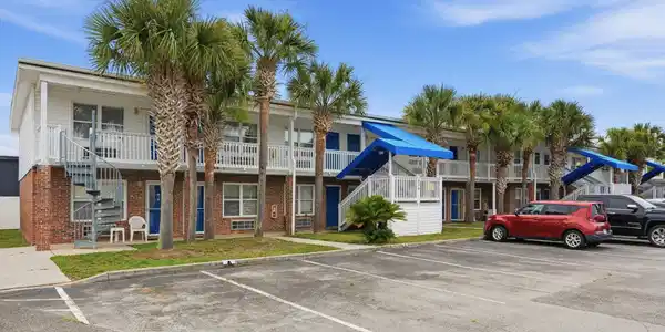 804 12th Ave. S