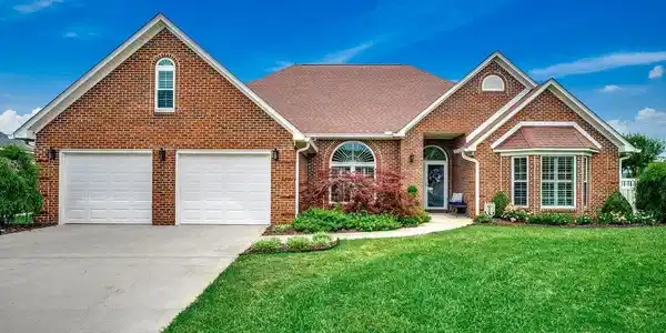 1017 Coral Reef Dr.