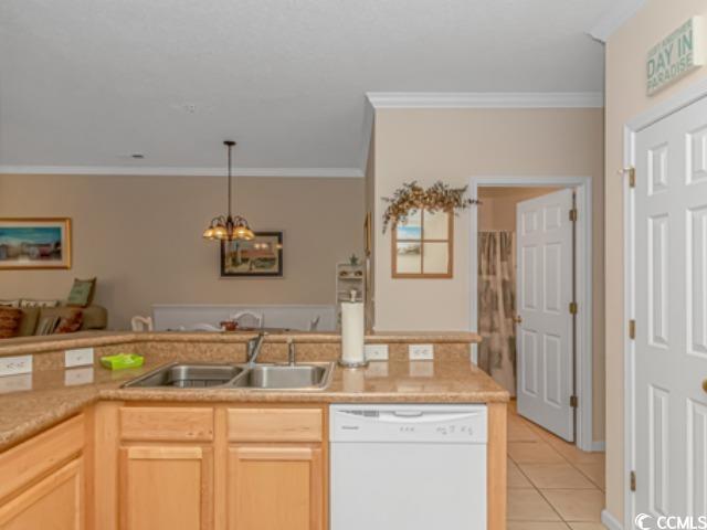 Image 4: Kitchen with white dishwasher, ornamental molding, Image 4: Kitchen with white dishwasher, ornamental molding,