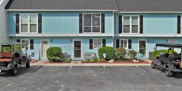 843 Villa Dr.