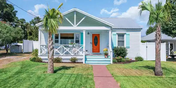 94 Cedar Ave.