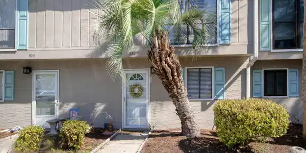 920 Villa Dr.