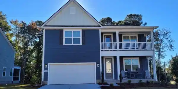 916 Belle Dr.