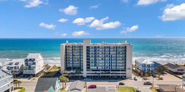 2500 N Ocean Blvd.