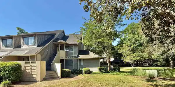 306 Westbury Ct.