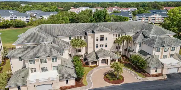 2180 Waterview Ln.