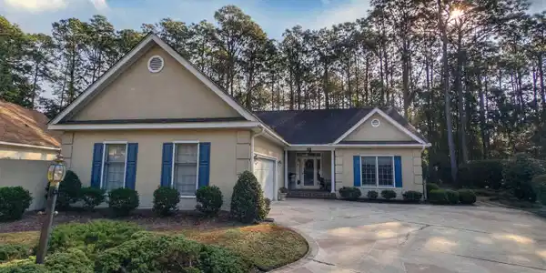 37 Winged Foot Ct.