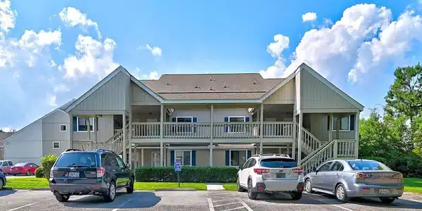 1920 Bent Grass Dr.