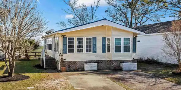 5400 Little River Neck Rd.
