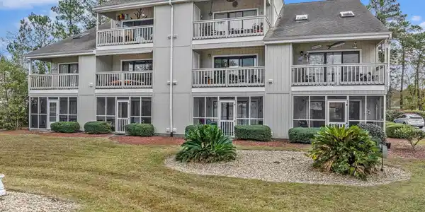 1920 Bent Grass Dr.