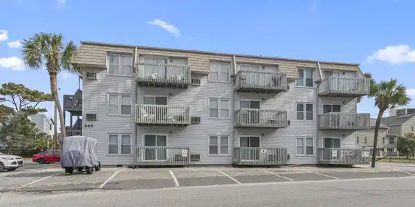 300 47th Ave. S