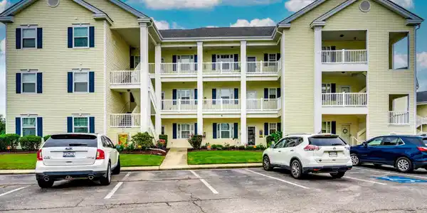 901 West Port Dr.