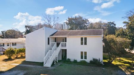 2005 Havens Dr.