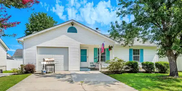 2643 Temperance Dr.
