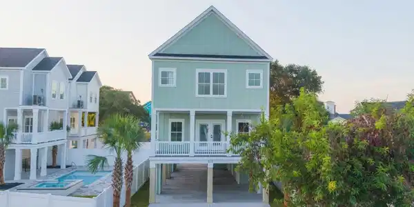 613 South Dogwood