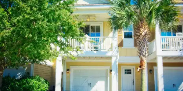 833 Madiera Dr.