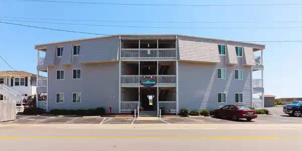 5000 N Ocean Blvd.