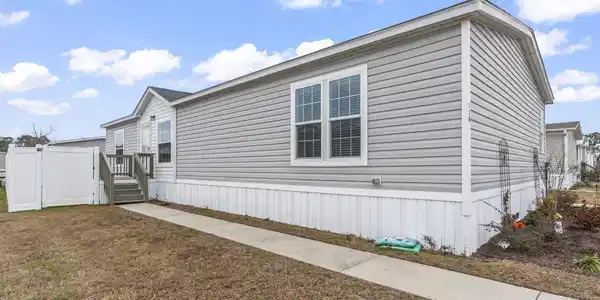 136 Shetland Woods Dr.