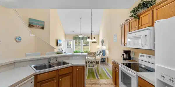 Image 4 Image 4
