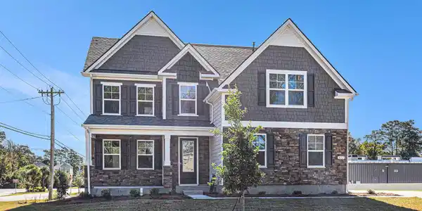 822 Belle Dr.