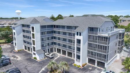 305 Hillside Dr. N