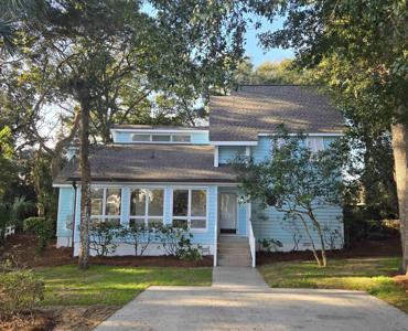 405 Oak Lake Circle