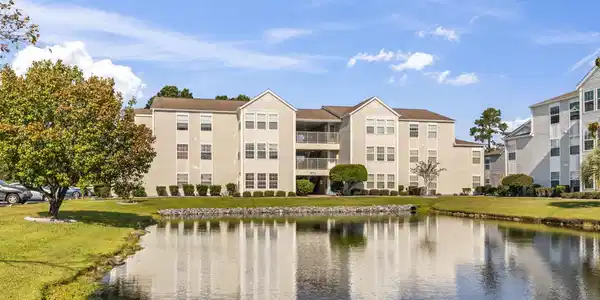 2274 Huntingdon Dr.