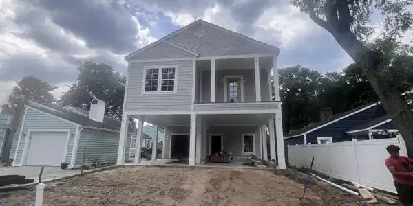 123 Dogwood Pl.