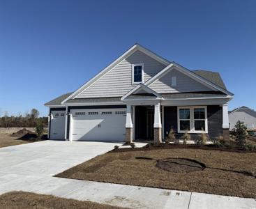 504 Banna Arch Loop